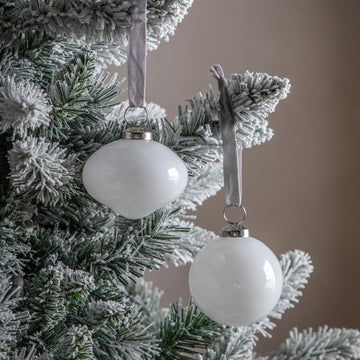 Gallery Interiors Lunar White Assorted Baubles (Set of 6) - Large