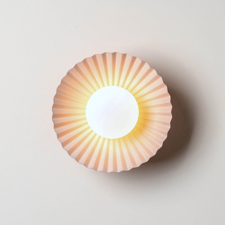 x Emma Gurner: The Pleat Wall Light - Burgundy houseof 4