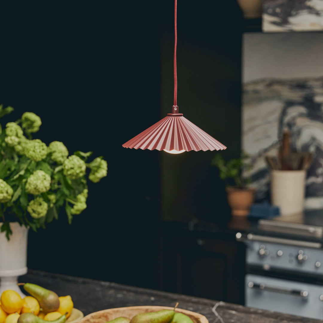 x Emma Gurner: The Pleat Ceiling Pendant Small - Burgundy houseof 5