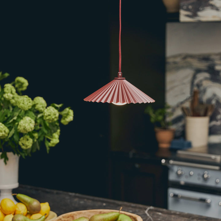 x Emma Gurner: The Pleat Ceiling Pendant Small - Burgundy houseof 5