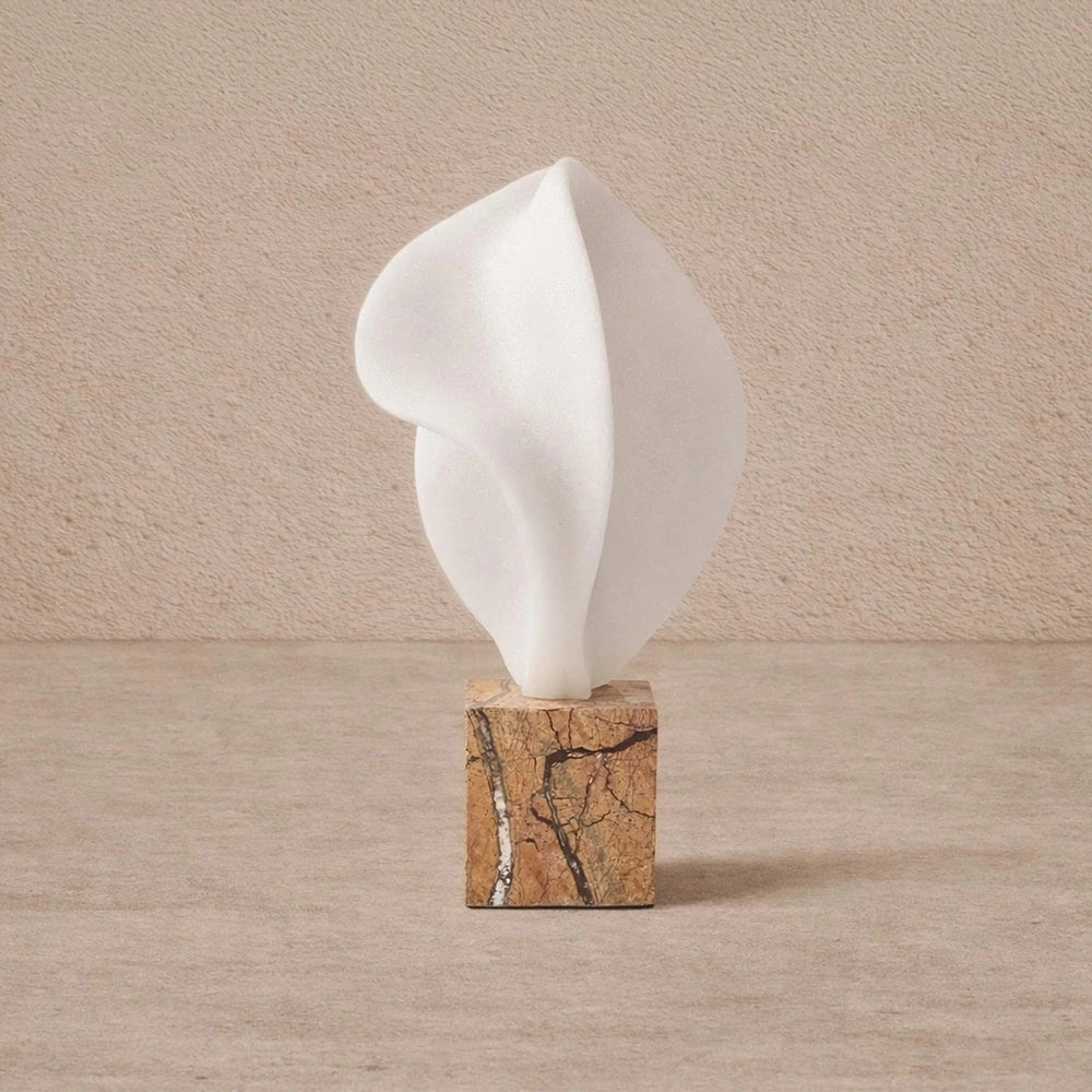 Calla Sculpture - White Marble Effect