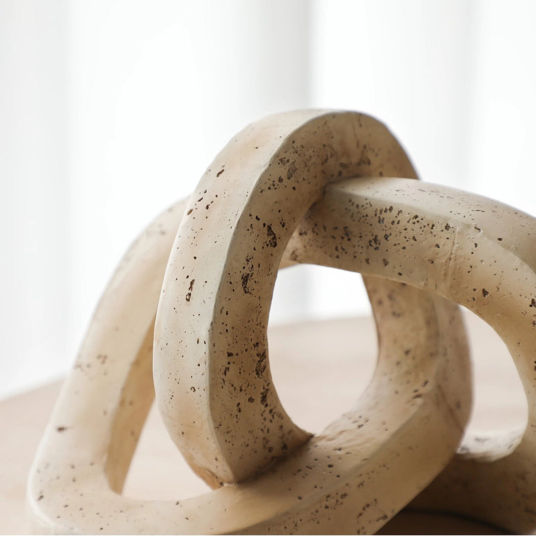 Avorio Sculpture - Beige Marble Effect