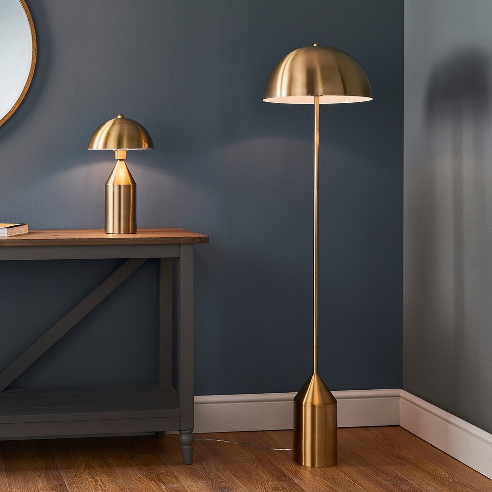 Olivia's Nellie Table Lamp in Gold