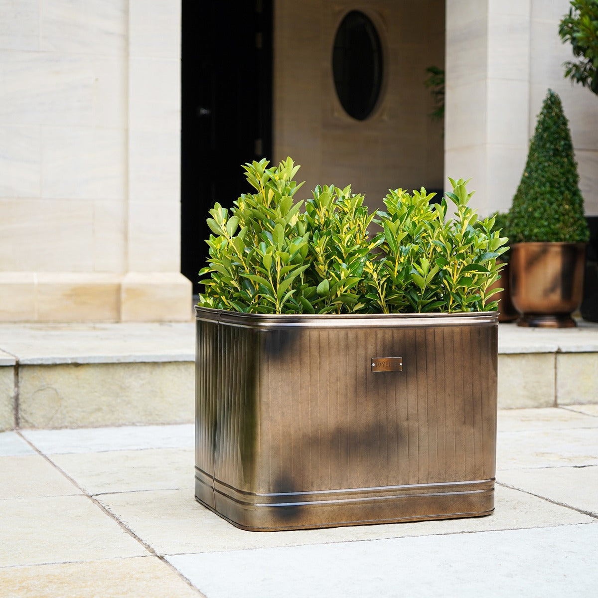 Ivyline Outdoor Hampton Rectangular Copper Metal Planter