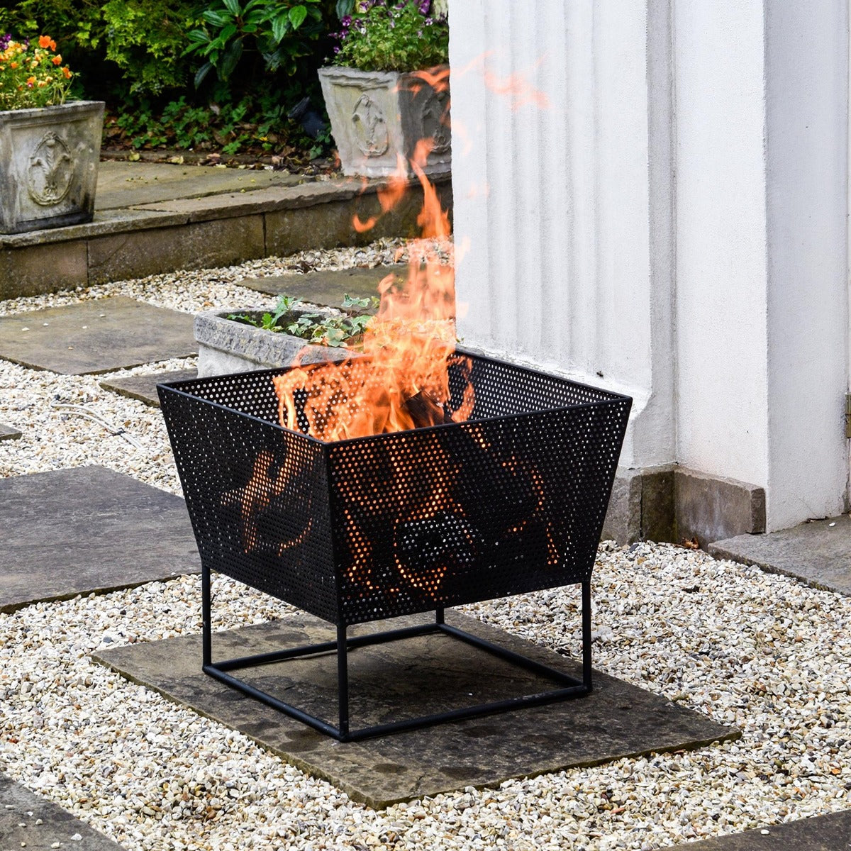 Ivyline Outdoor Norfolk Fire Pit Black Iron