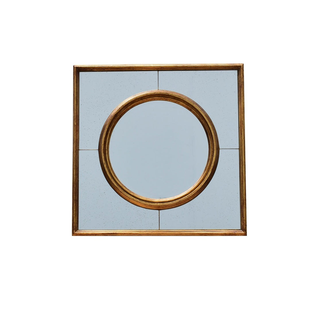 Demi Mirror MindyBrown 1