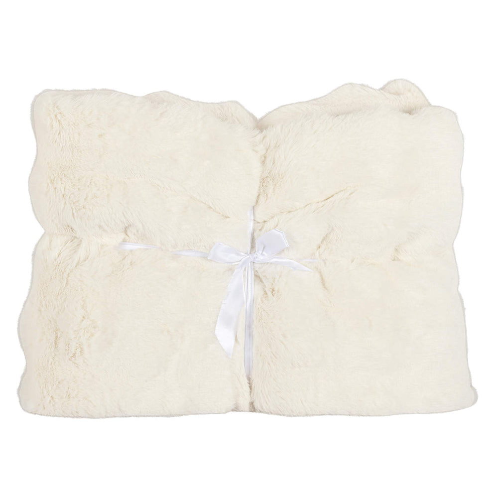 Richmond Interiors Nassim Furry Blanket in White