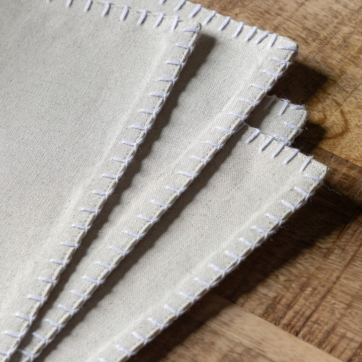 Linen Effect Placemat Pack of 4 GalleryDirect 3