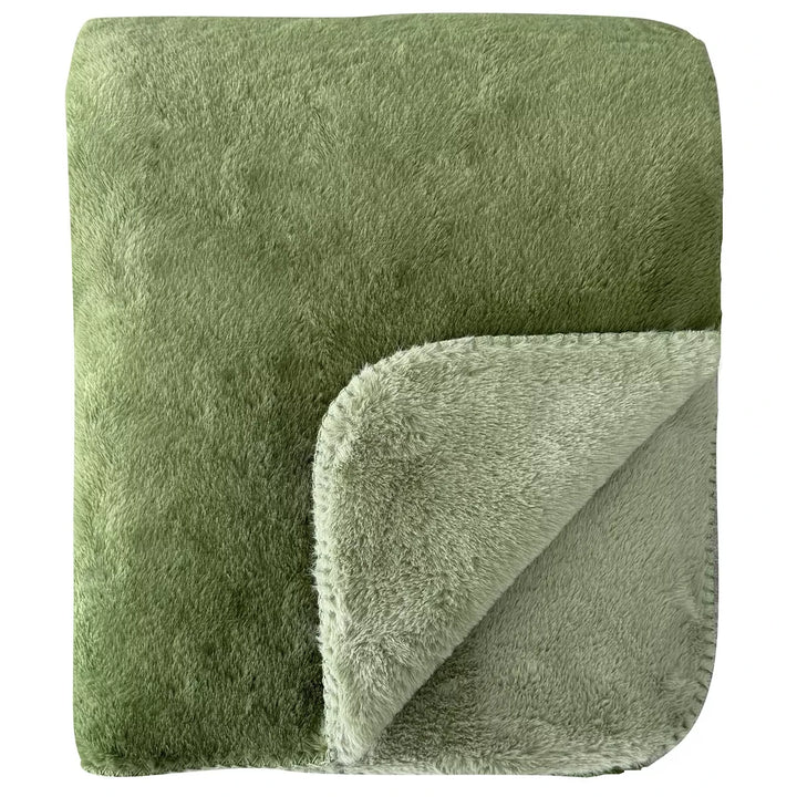 Pembroke Faux Rabbit Reverse Colour Throw 150x200cm - Green