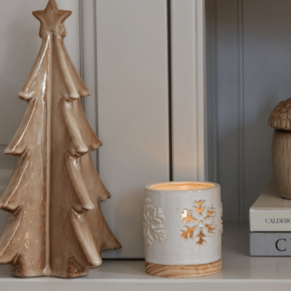 Alora Ceramic Snowflake Wooden Base Candle Holder Hill 1
