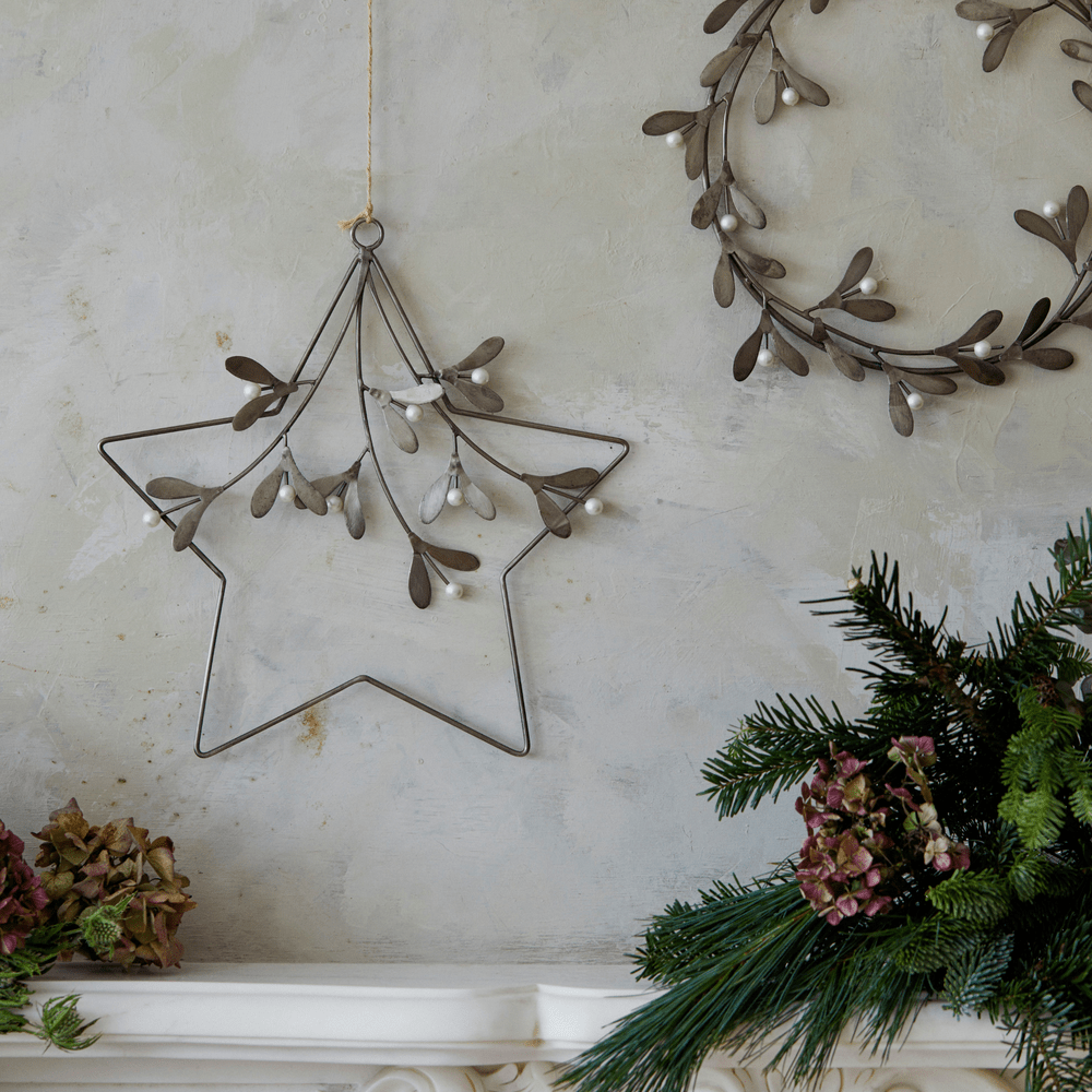 Star Mistletoe Wreath - Galvanised Ivyline 1
