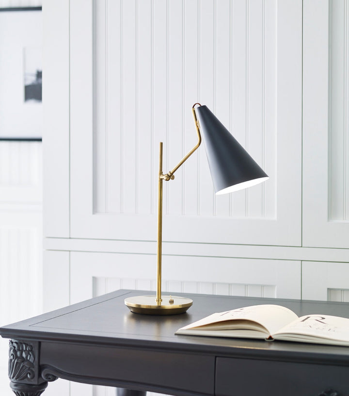 Clemente Table Lamp - Antique Brass with Black Visual Comfort 2