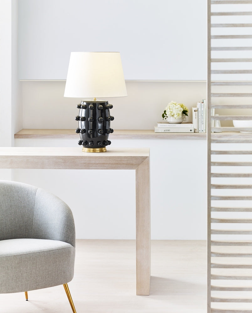 Linden Medium Lamp - Black with Linen Shade Visual Comfort 5