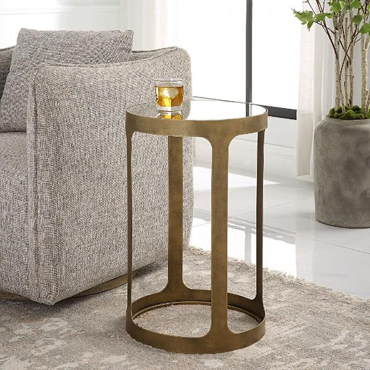 Keiichi Retro Cutout Side Table Brass & Glass