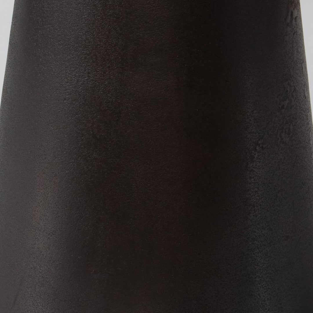 Tulip Round Side Table - Black Keiichi 5