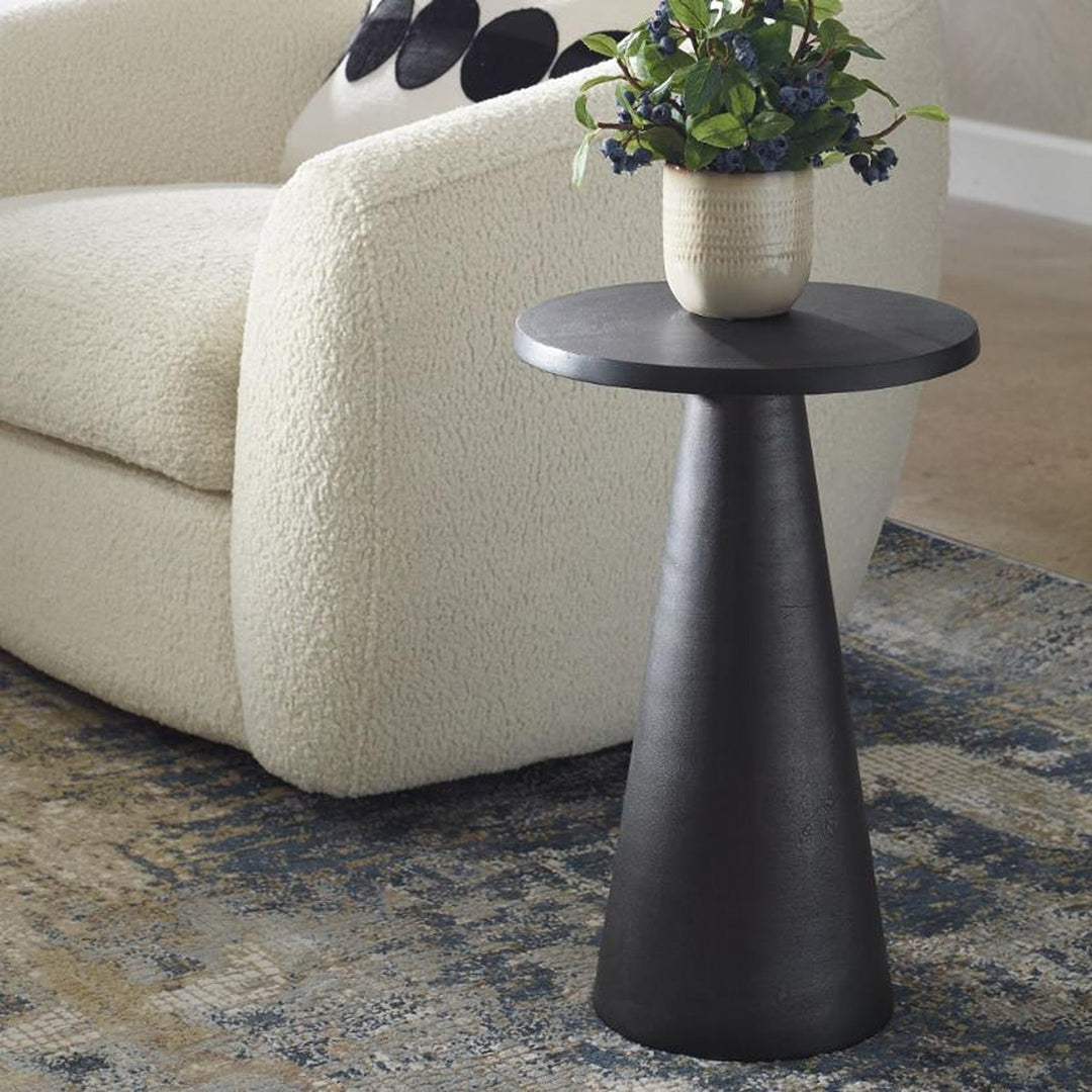 Tulip Round Side Table - Black Keiichi 2