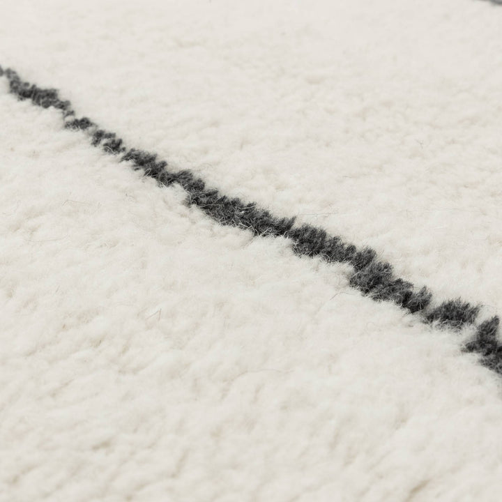 Azera Dash Rug - Cream