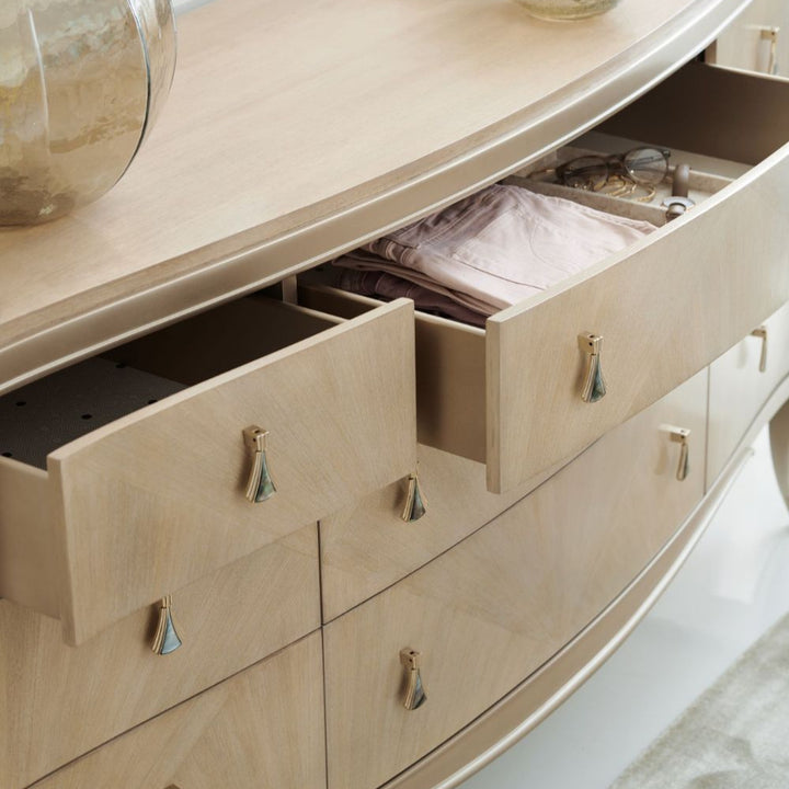 Fan Club Dresser Caracole 3