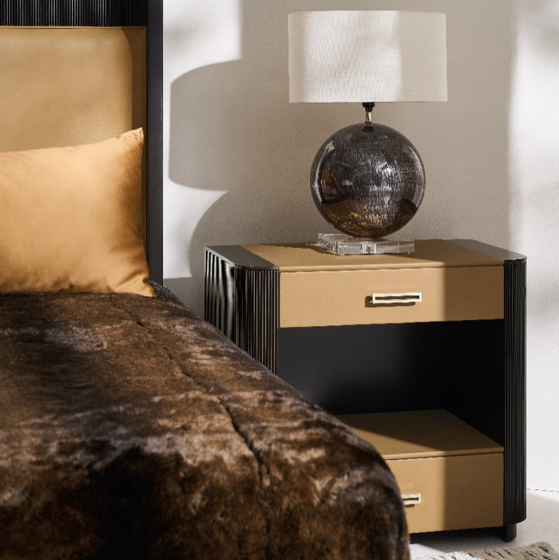 Love-Ly! Bedside Table - Chocolate Caracole 2