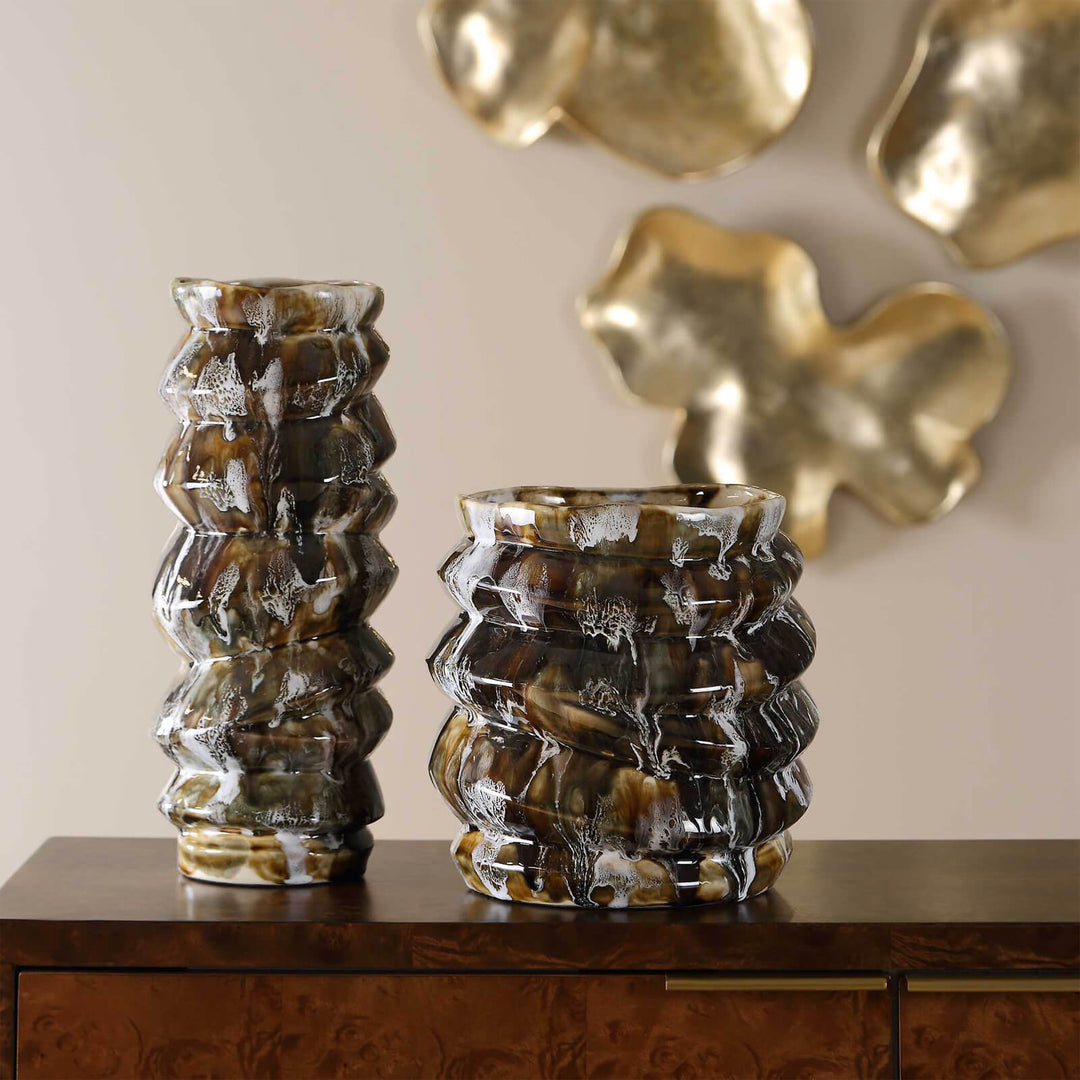 Cuoco Set of 2 Glazed Brown Vases