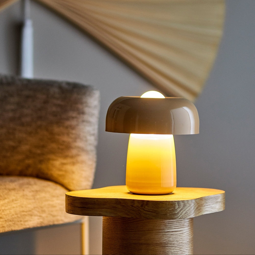 Ylva Table Lamp
