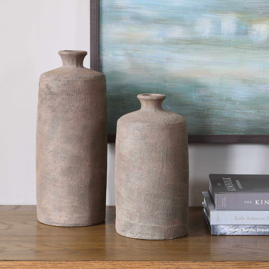 Terrene Clay Set of 2 Vases