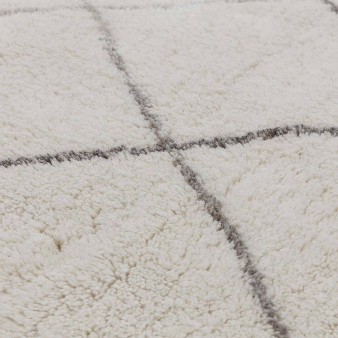 Azera Rhombus Rug - Cream