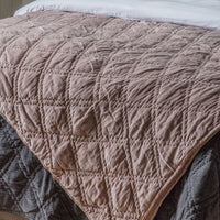 Gallery Interiors Quilted Diamond Blanket Bedspread in Blush