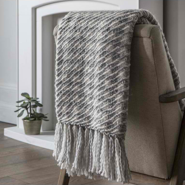 Gallery Interiors Houndstooth Woven Throw in Grey Cream