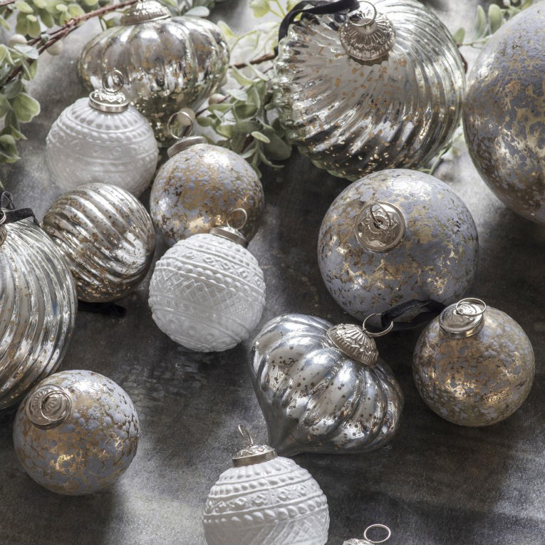 Gallery Interiors Set of 6 Farley Swirl Baubles Antique Silver
