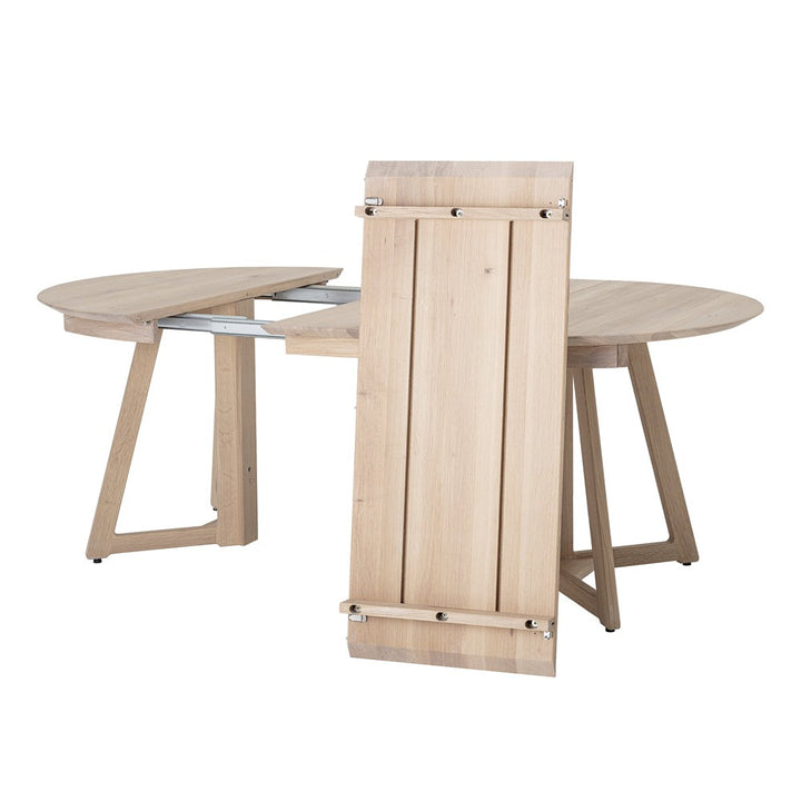 Owen Extending Round Dining Table - Natural Oak Bloomingville 6