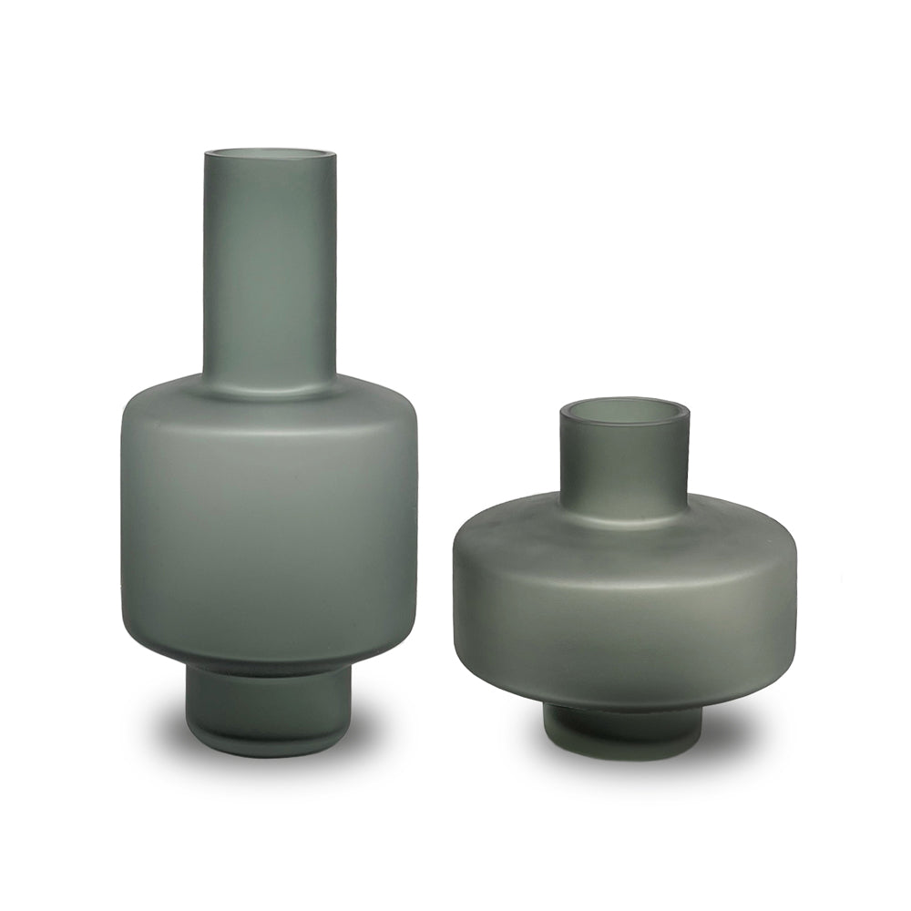  LiangAndEimil-Liang & Eimil Lyon I Grey Vases- 157 