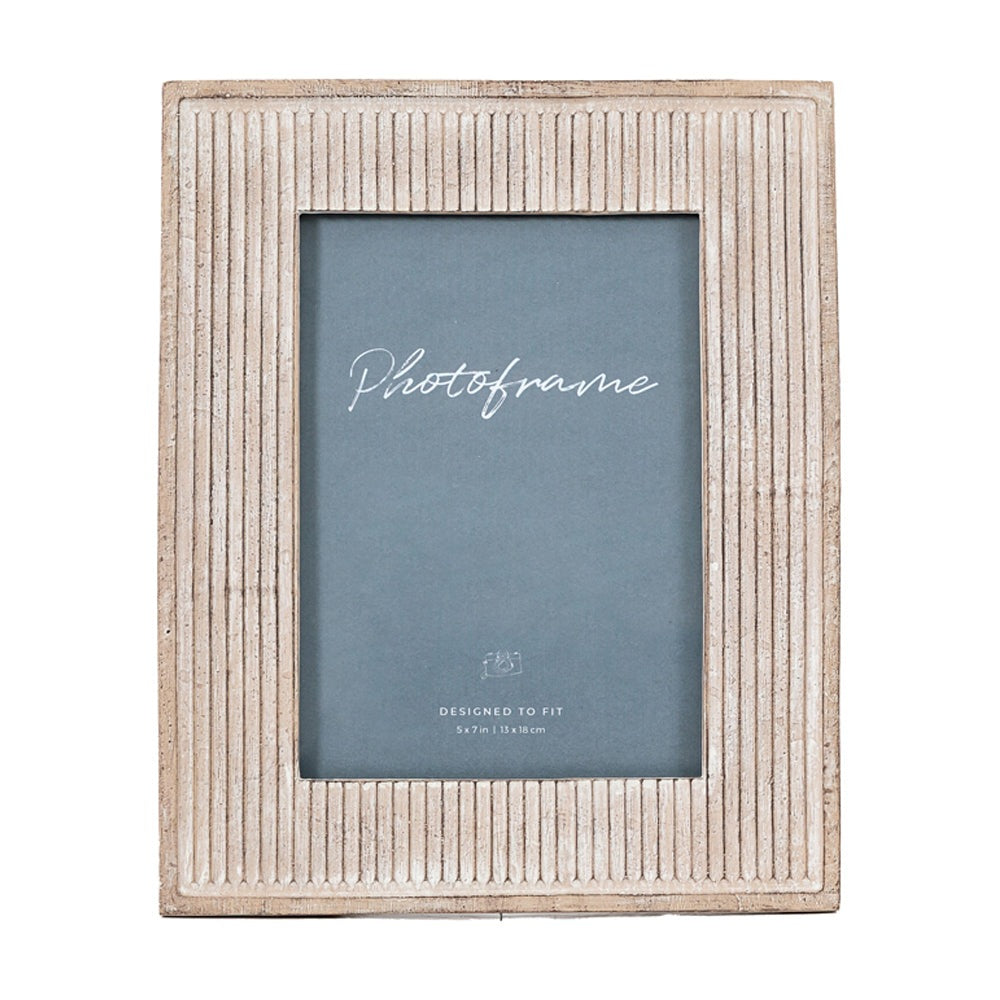 Gallery Interiors Draft Photo Frame in Natural