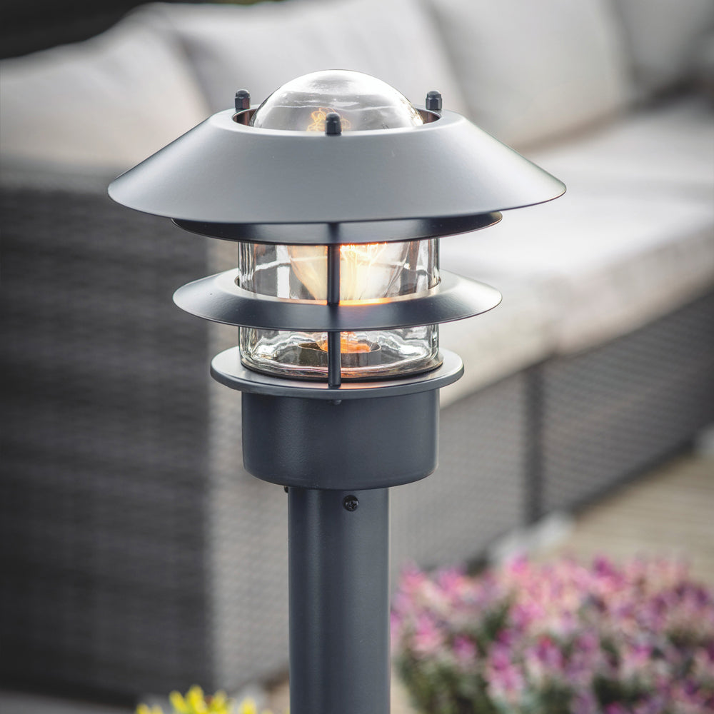 Garden Trading Strand Outdoor Post Lamp in Carbon