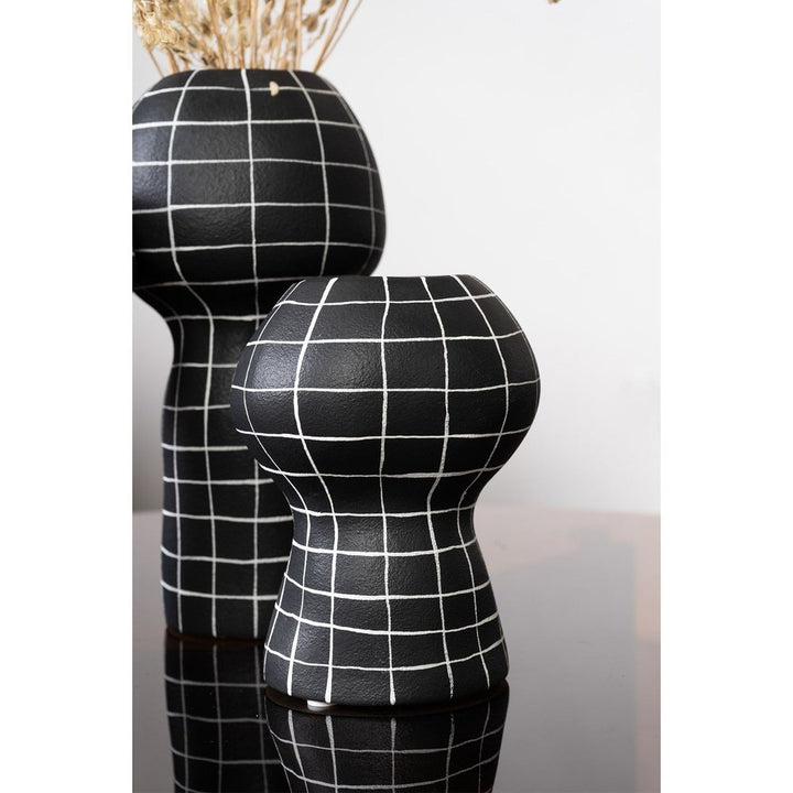 Lynton Small Vase LiangAndEimil 4