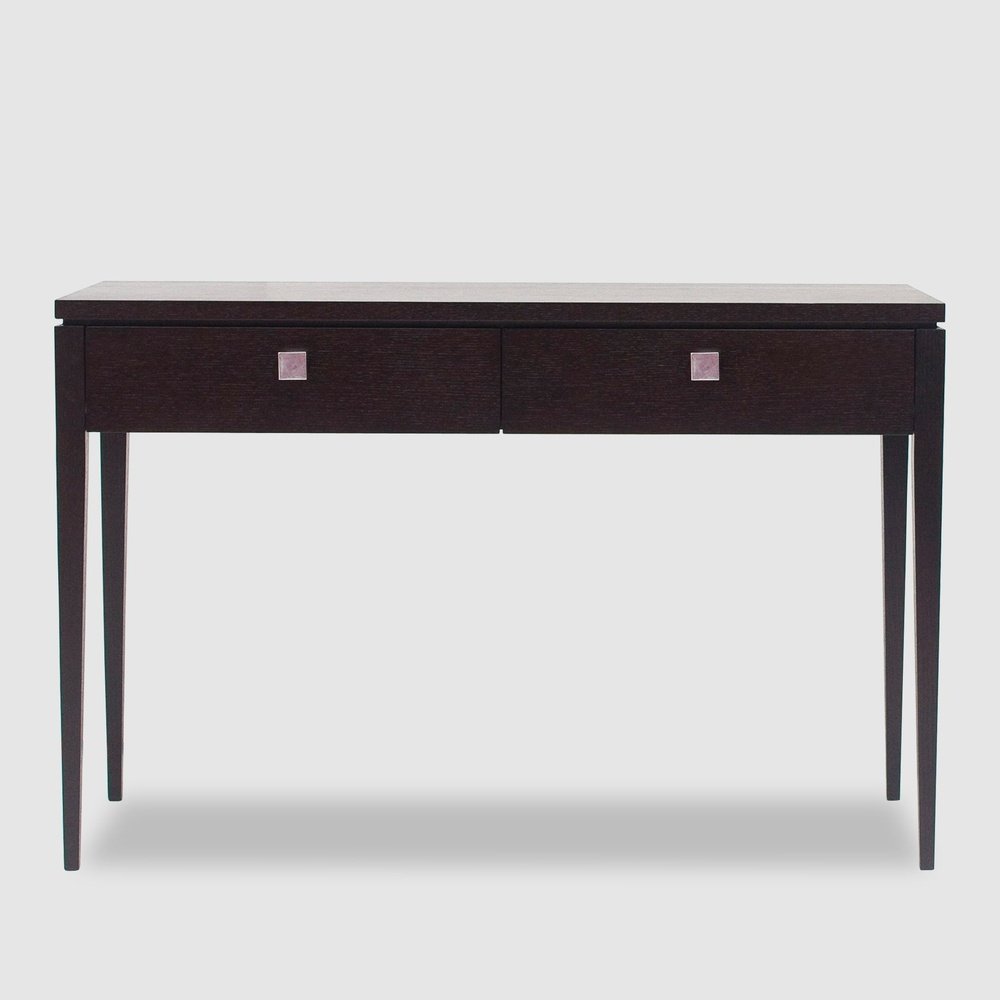 Liang & Eimil Roma Console