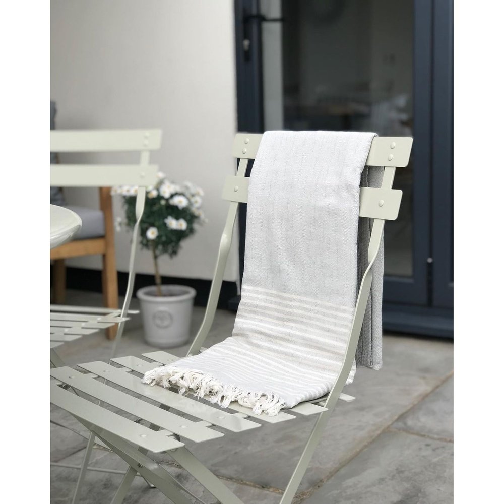 Garden Trading Rive Droite 4 Seater Bistro Set Clay