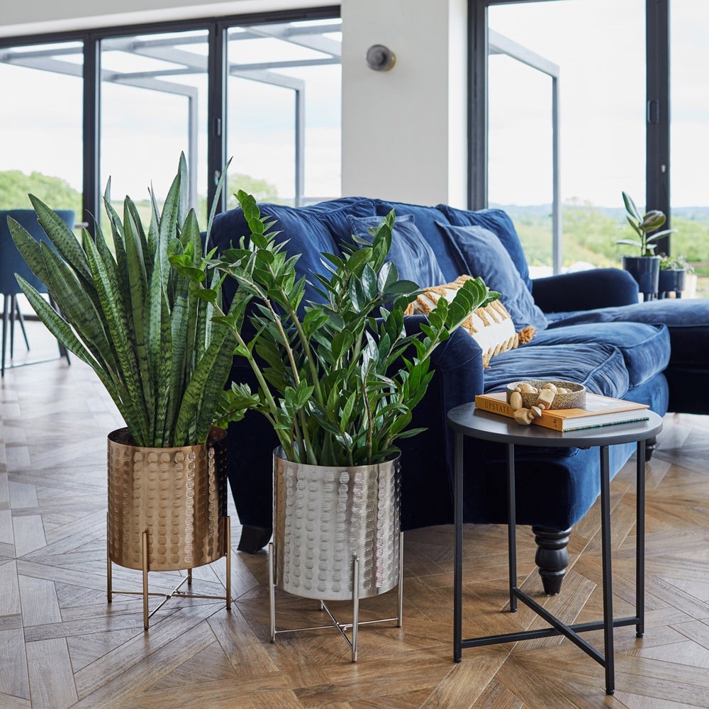 Zendaya Silver Embossed Metal Planter with Stand Ivyline 2