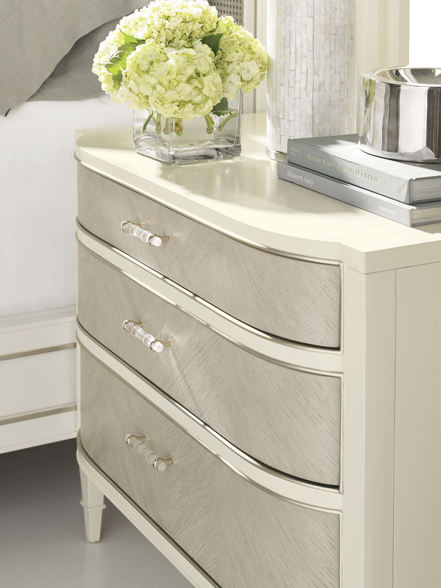 Caracole-Caracole Classic Dress Code Bedside Table-Natural 085 