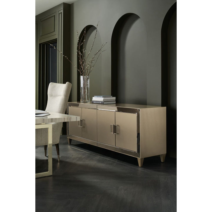 Classic Media Mogul Caracole 2