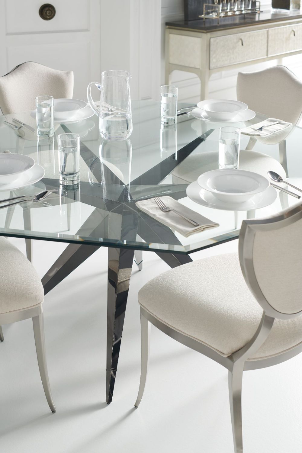 Caracole Classic Twinkle Twinkle Base Dining Table