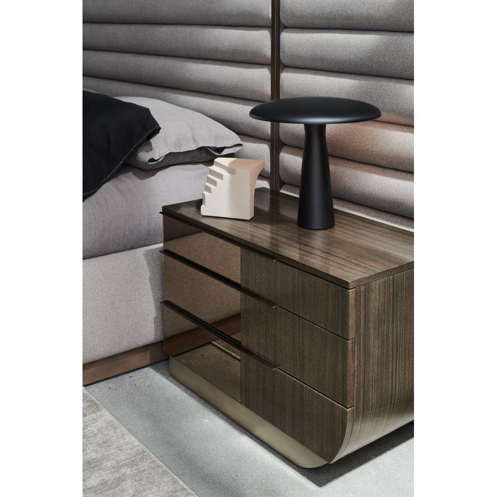 Caracole La Moda Rf Bedside Table