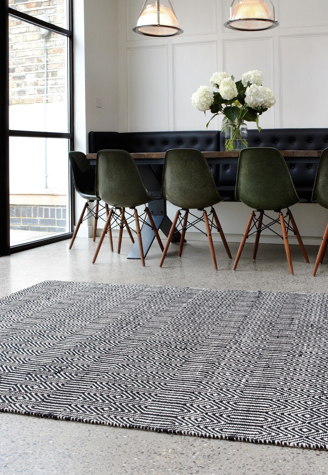 Asiatic Carpets Sloan Hand Woven Rug Black - 160 x 230cm